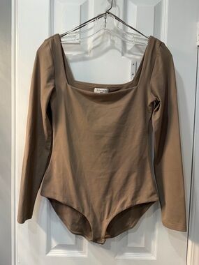 Aritzia Taupe Long Sleeve Square Neck Bodysuit